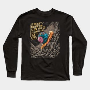 Resilient Journey: Inspirational Snail Climbing Hill Long Sleeve T-Shirt